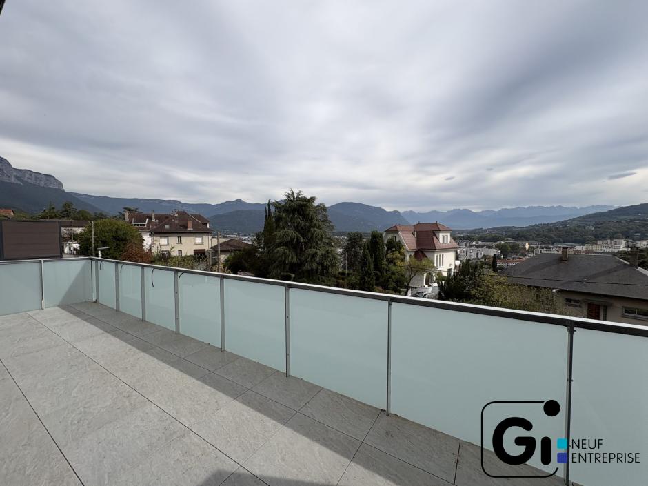 Appartement chambéry emin c102-gineuf